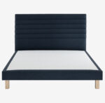 Tête de lit tapissier mousse et ouate, ossature bois massif fixation glissières